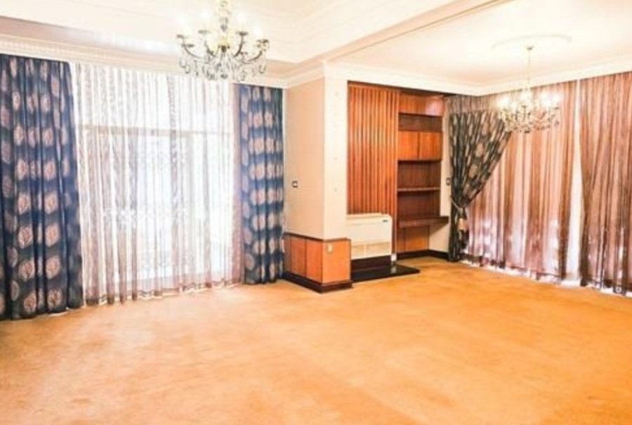 5 Bedroom Property for Sale in Dan Pienaar Free State